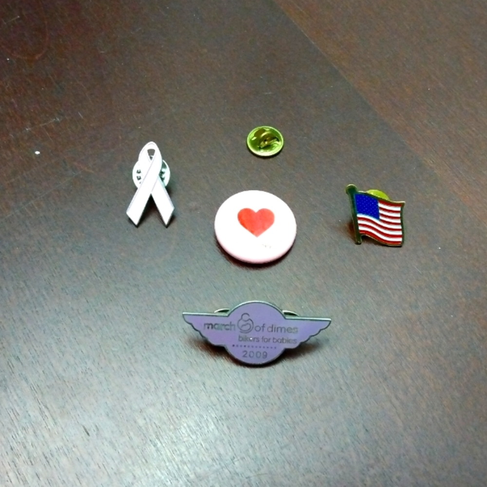 3/$10 🌟 Lot of Various Pins